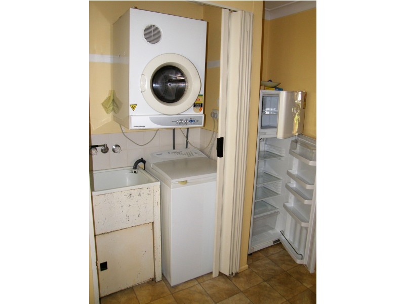 UNIT 43 / 28 Island Drive, Cannonvale QLD 4802