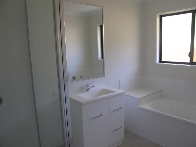 54 Trader Crescent, Cannonvale QLD 4802