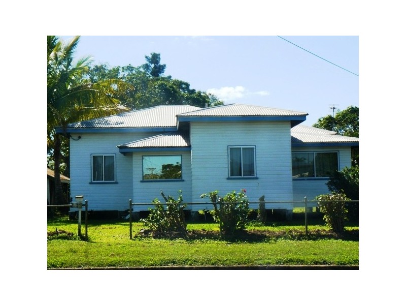 6 Phaff Street, Proserpine QLD 4800