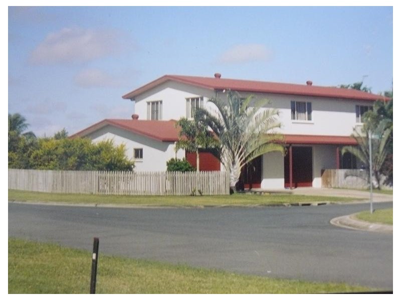 42 Rose Street, Proserpine QLD 4800