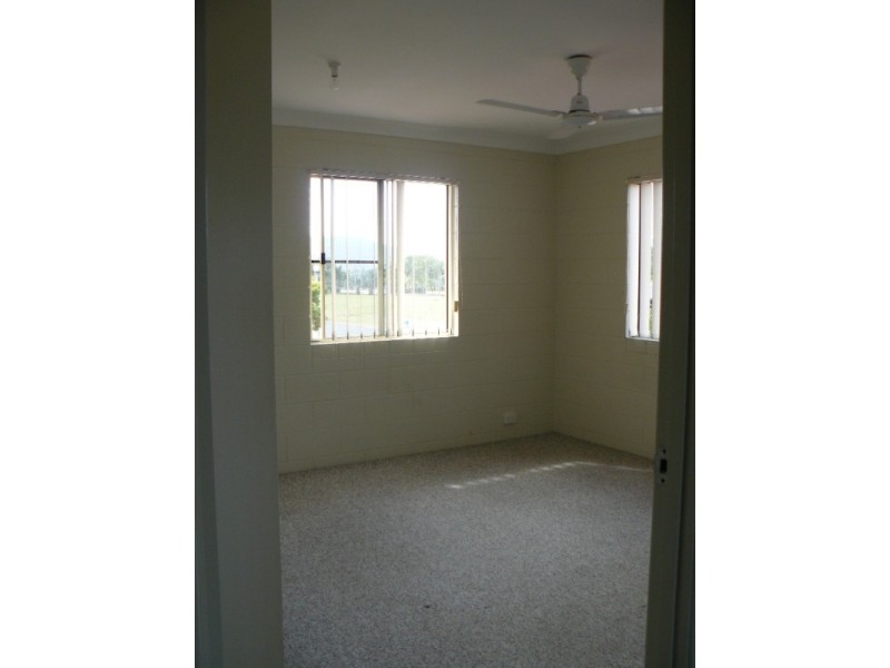 42 Rose Street, Proserpine QLD 4800