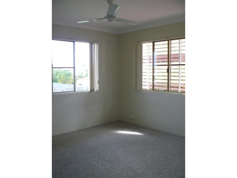 42 Rose Street, Proserpine QLD 4800