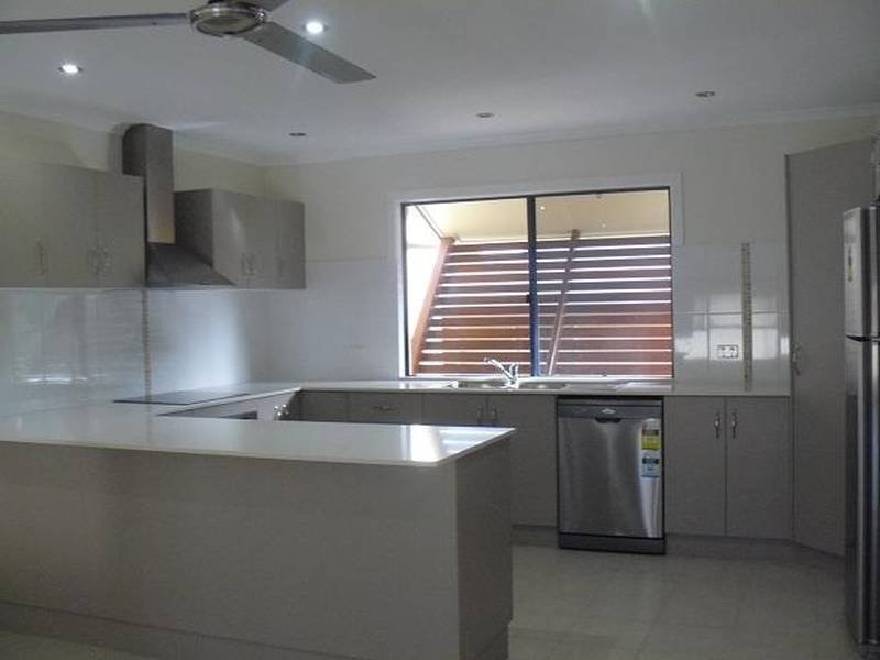 6 / 16 Marathon Street, Proserpine QLD 4800
