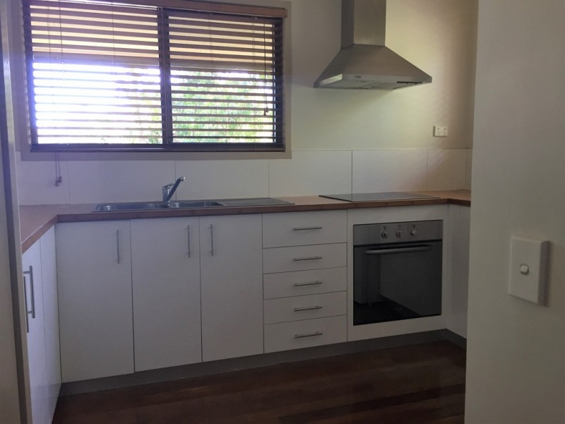 2 / 9 Cedar Crescent, Jubilee Pocket QLD 4802