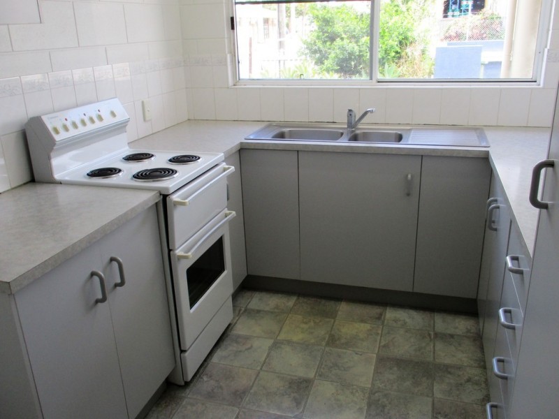 4 / 6 Dobbins Lane, Proserpine QLD 4800