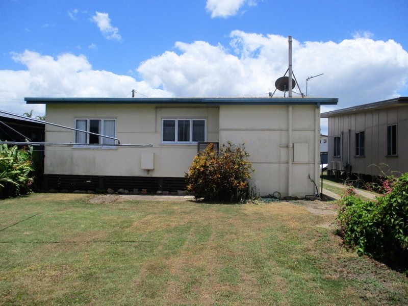 16 Ruge Street, Proserpine QLD 4800