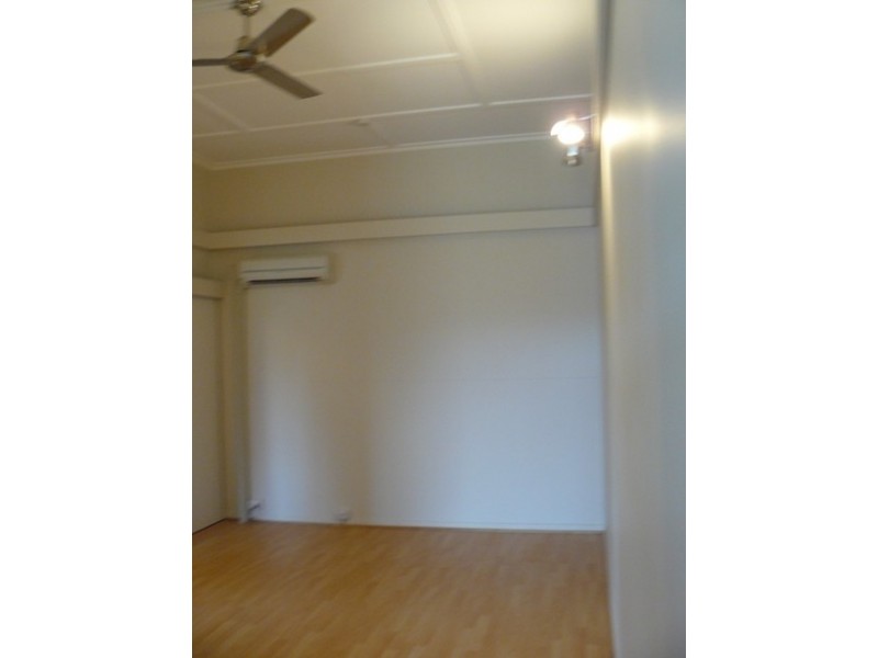 4 / 13 Dudley Road, Proserpine QLD 4800