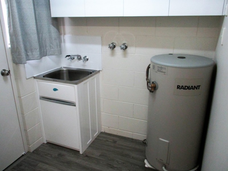 8 / 15 Hinschen Street, Proserpine QLD 4800