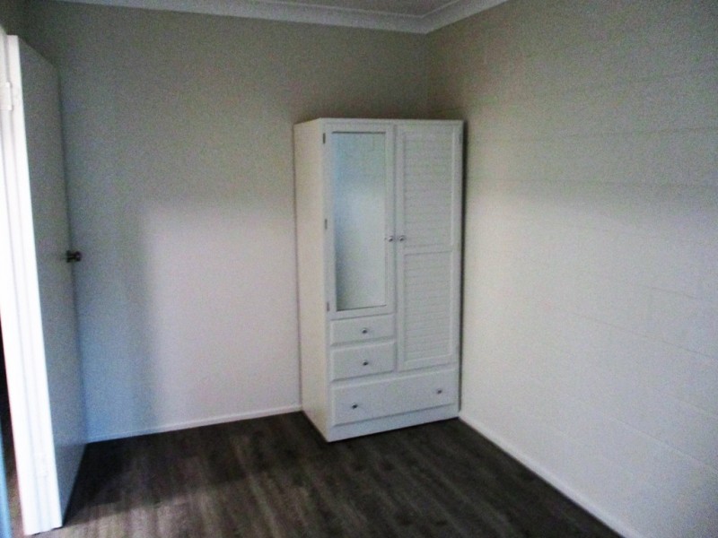 8 / 15 Hinschen Street, Proserpine QLD 4800