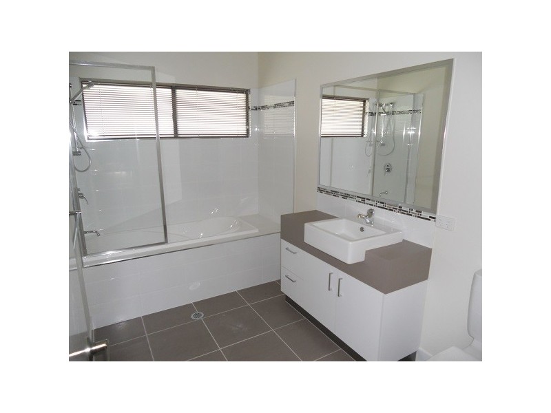 19 Honey Myrtle Street, Proserpine QLD 4800