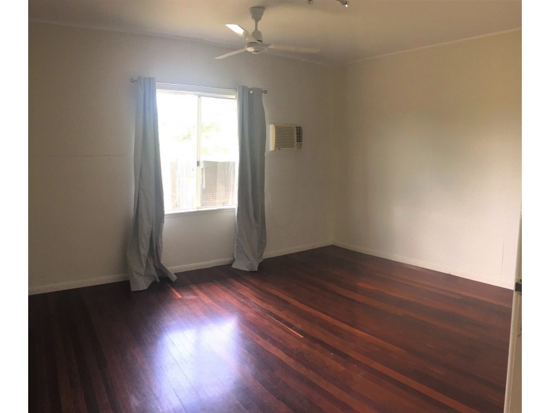 8 Aitken Street, Cannon Valley QLD 4800