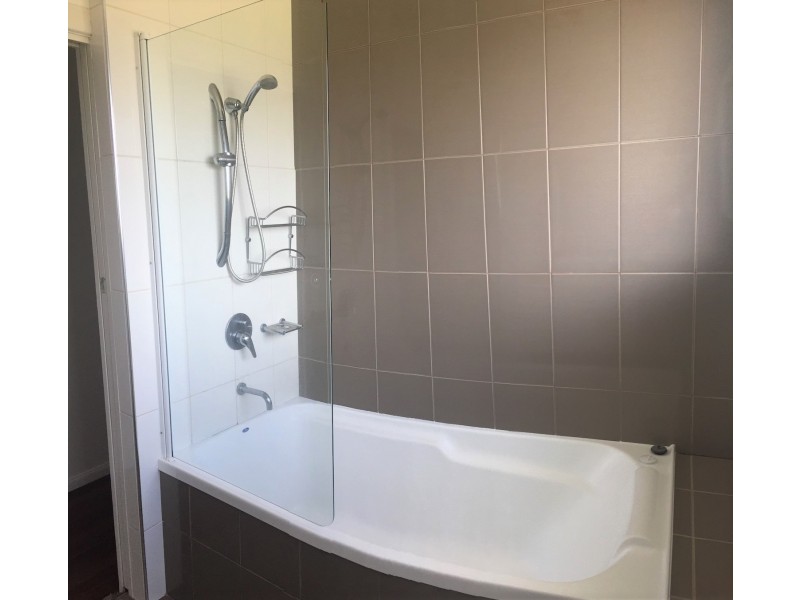 8 Aitken Street, Cannon Valley QLD 4800