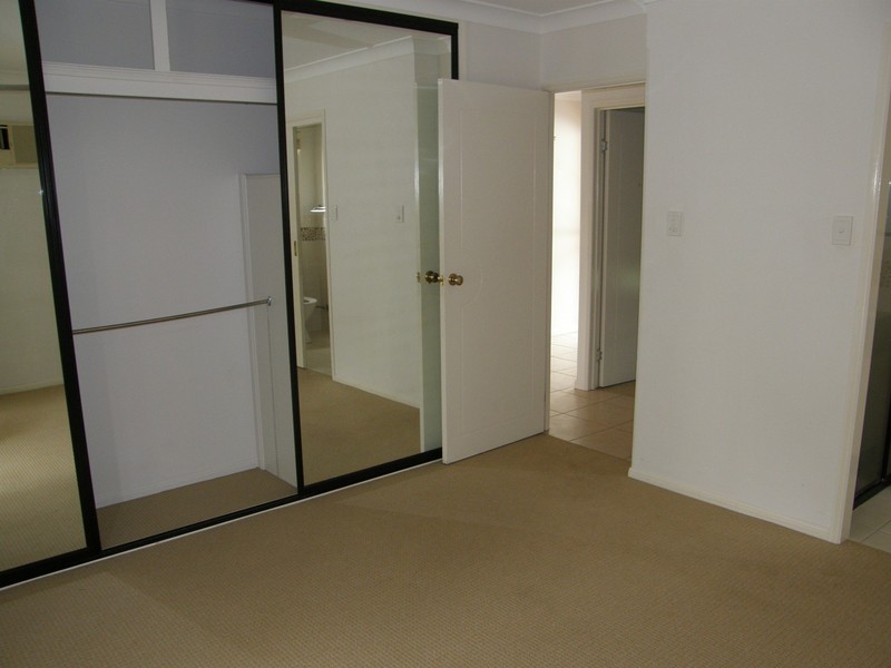 3 Shelley Close, Cannonvale QLD 4802