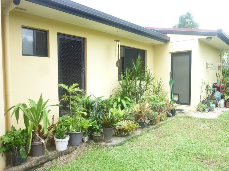 Unit 1 /13 Macarthur Drive, Cannonvale QLD 4802