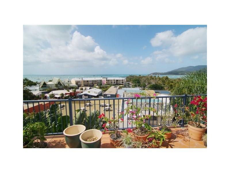 Suite 34 / 5 Golden Orchid Drive, Airlie Beach QLD 4802