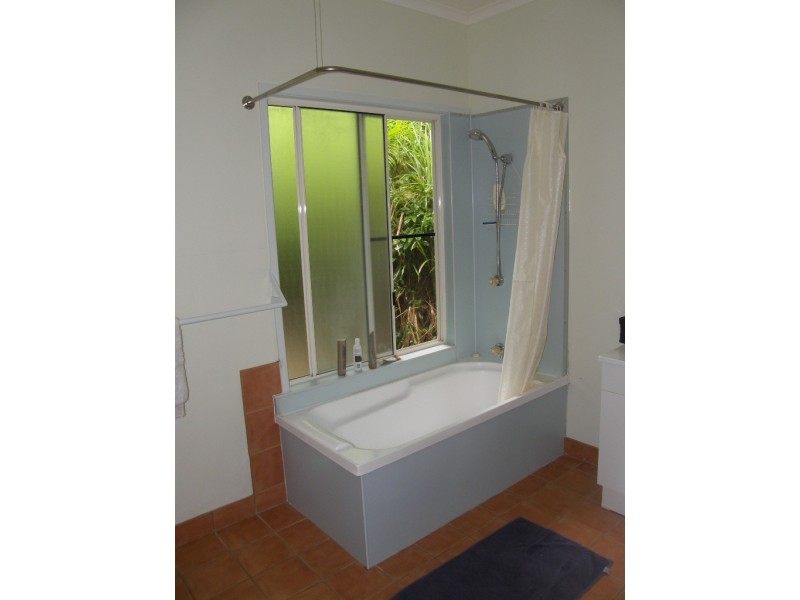 70 Laurina Drive, Strathdickie, Proserpine QLD 4800