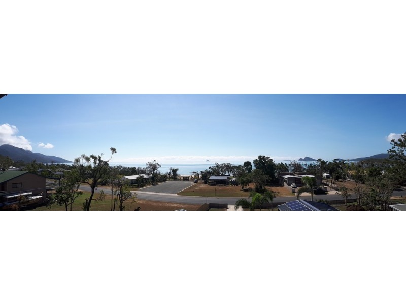 71 Gloucester Avenue, Hideaway Bay QLD 4800