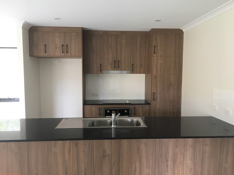 51 Trader Crescent, Cannonvale QLD 4802