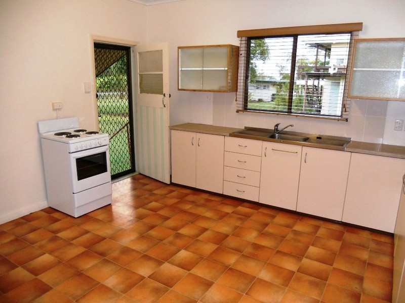 30 Usher Road, Mount Julian QLD 4800