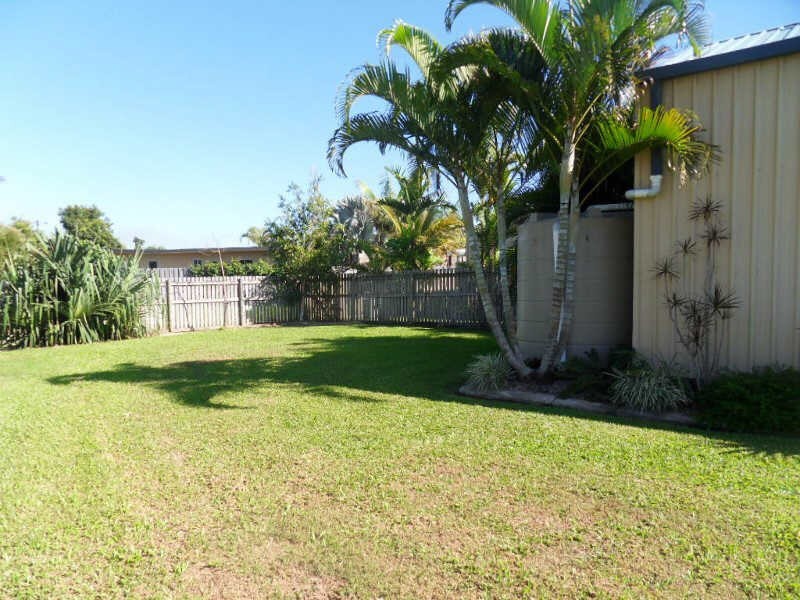 6 Garden Court, Mount Julian QLD 4800