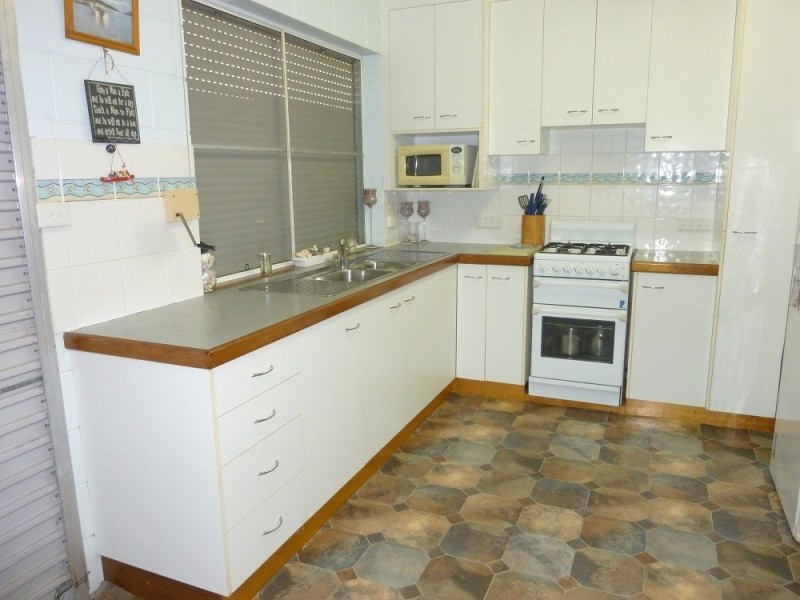 52 Pioneer Drive, Dingo Beach QLD 4800