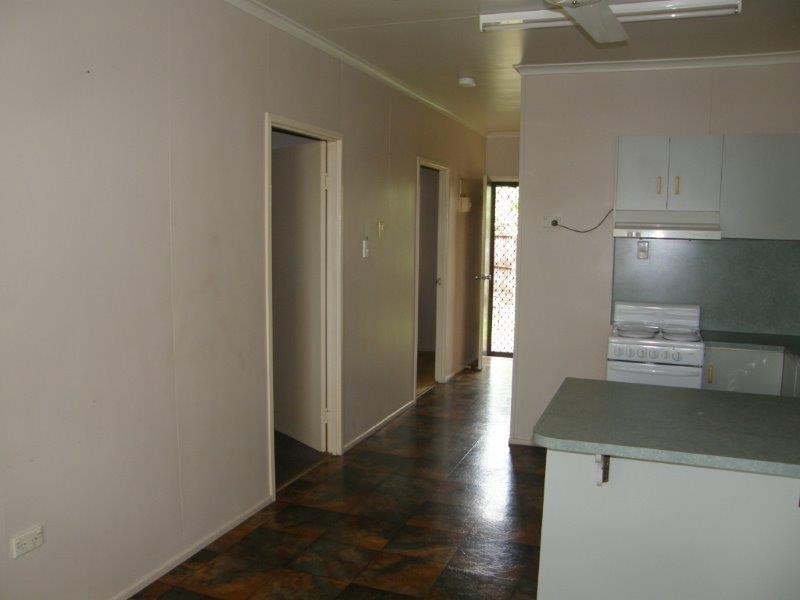 3 / 112 Main Street, Proserpine QLD 4800