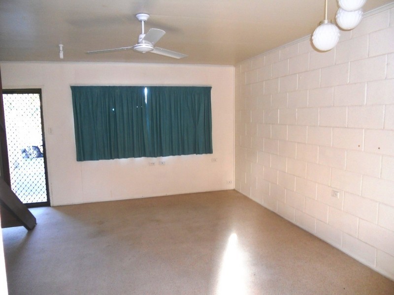 1 / 2 Florence Street, Proserpine QLD 4800