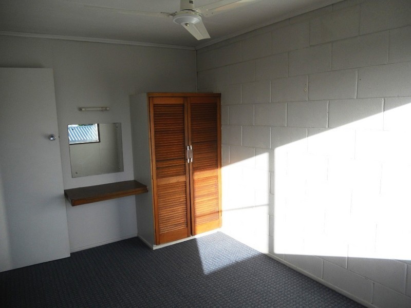 1 / 2 Florence Street, Proserpine QLD 4800