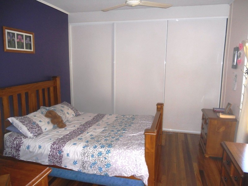 5 Holmes Street, Proserpine QLD 4800