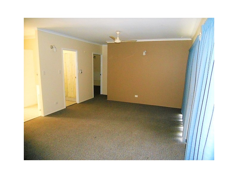 Unit 1 / 4 Jasmine Drive, Proserpine QLD 4800