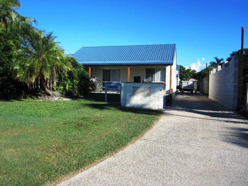 Unit 1 / 4 Jasmine Drive, Proserpine QLD 4800