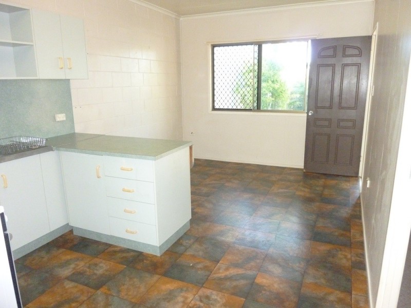 Unit 3 / 112 Main Street, Proserpine QLD 4800