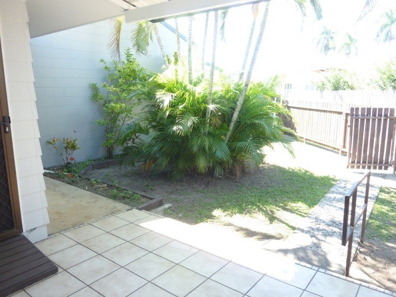 Unit 3 / 112 Main Street, Proserpine QLD 4800