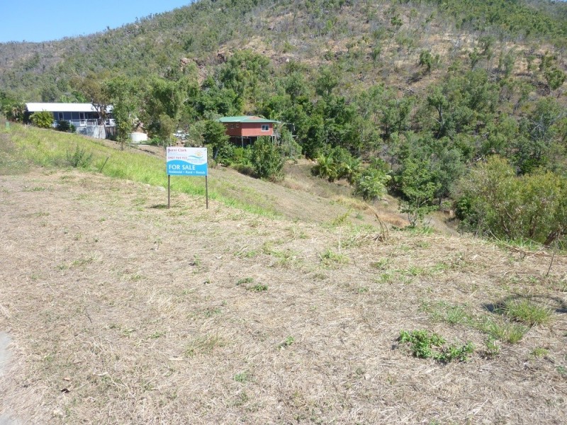 30 Roseric Crescent, Hideaway Bay QLD 4800