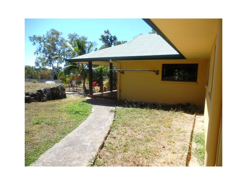 67 Gloucester Ave, Hideaway Bay QLD 4800