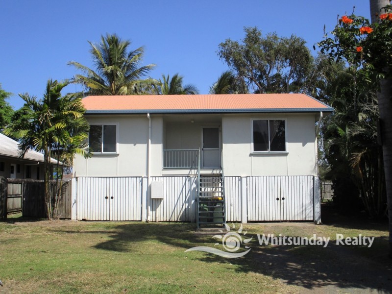 18 Davy Avenue, Proserpine QLD 4800