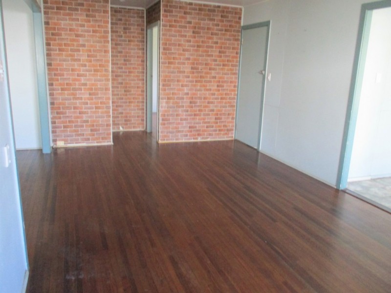 18 Davy Avenue, Proserpine QLD 4800