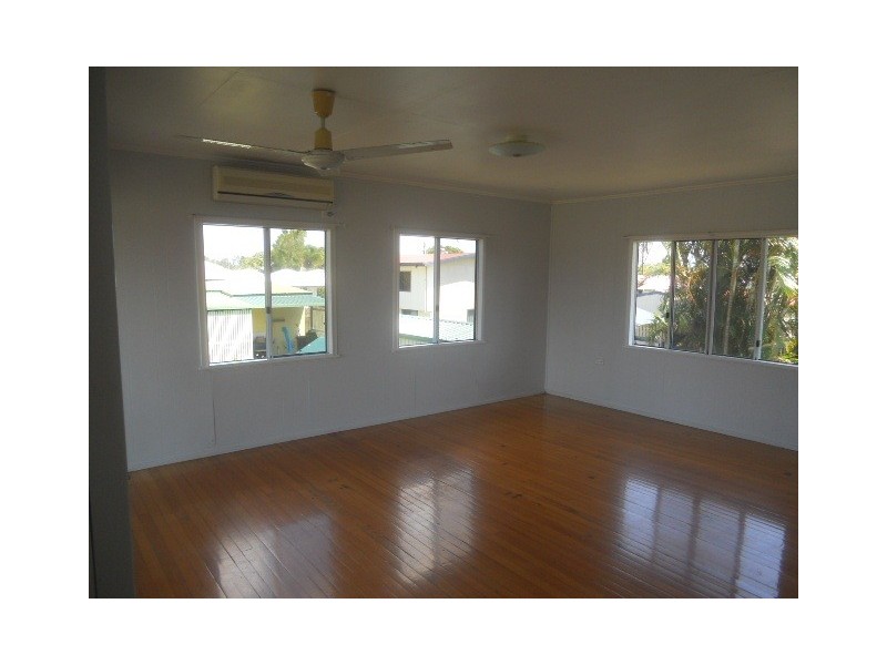 8 Dodd Street, Proserpine QLD 4800