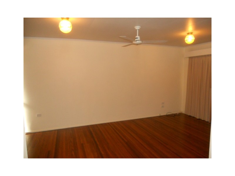 10 Atkinson Street, Proserpine QLD 4800