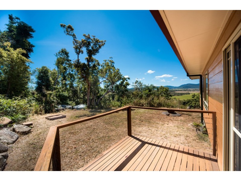 44 Staniland Drive, Strathdickie QLD 4800
