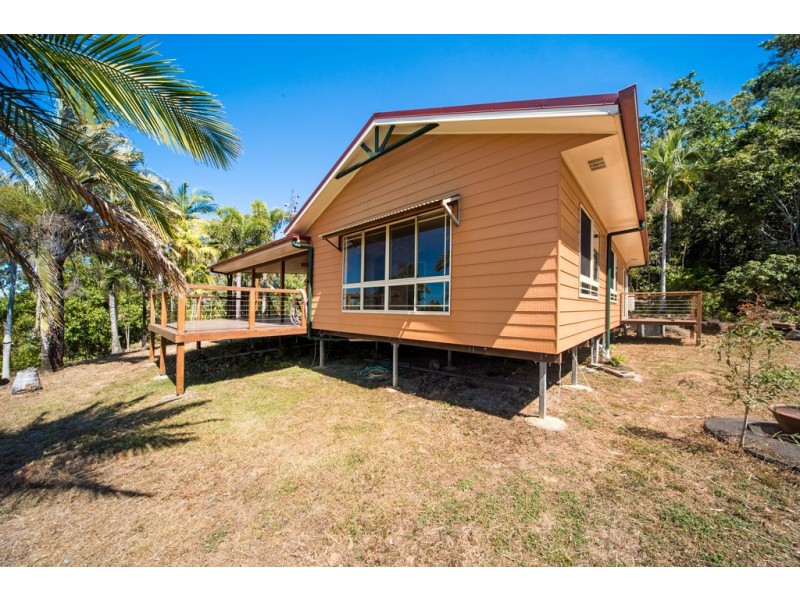 44 Staniland Drive, Strathdickie QLD 4800