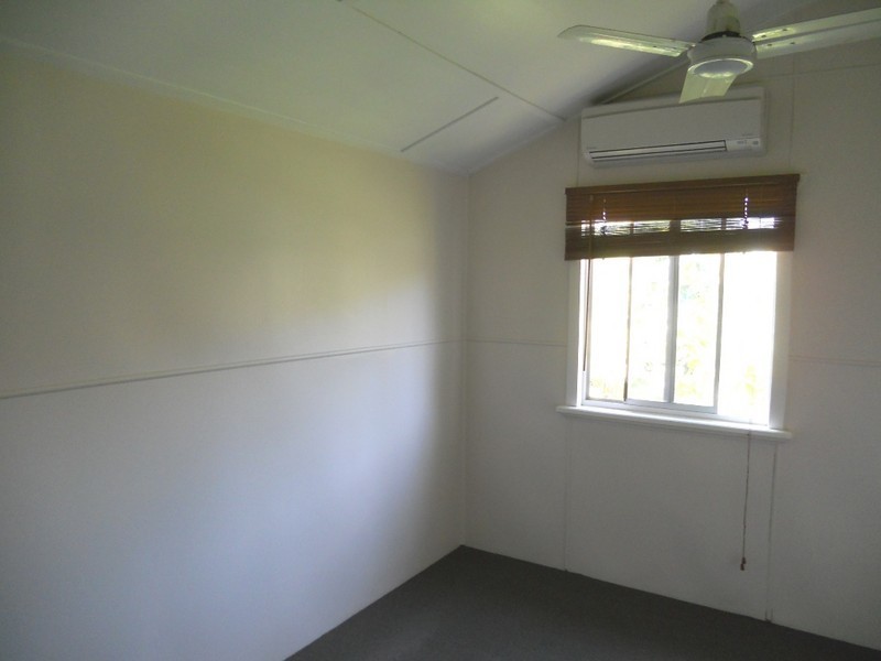 25 Ruge Street, Proserpine QLD 4800