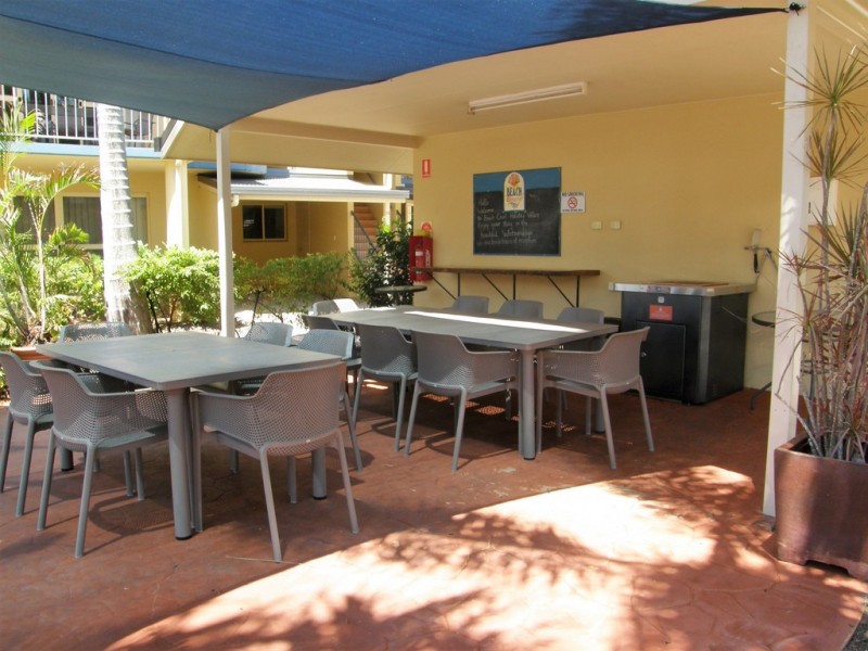 12 / 24 Beach Road, Cannonvale QLD 4802