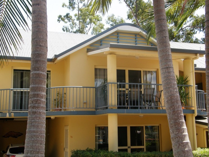 12 / 24 Beach Road, Cannonvale QLD 4802