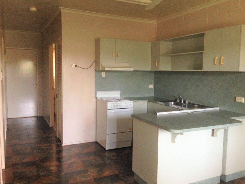 3 / 112 Main Street, Proserpine QLD 4800