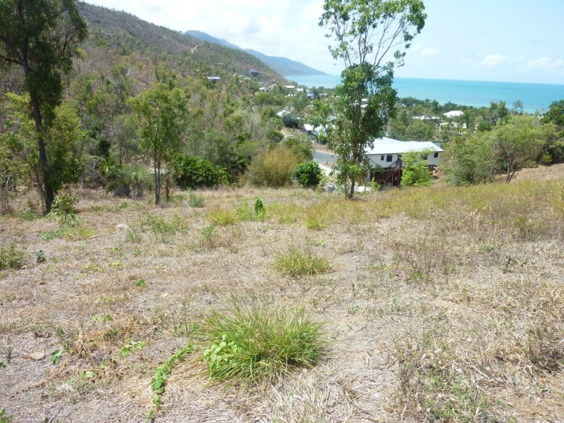 32 -34 ROSERIC CRESCENT, Hideaway Bay QLD 4800
