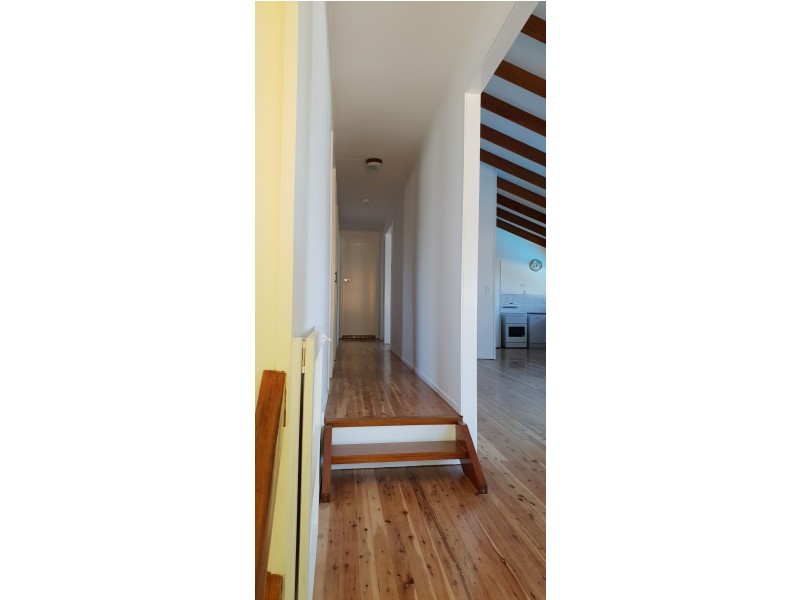 23 Stewart Drive, Cannonvale QLD 4802