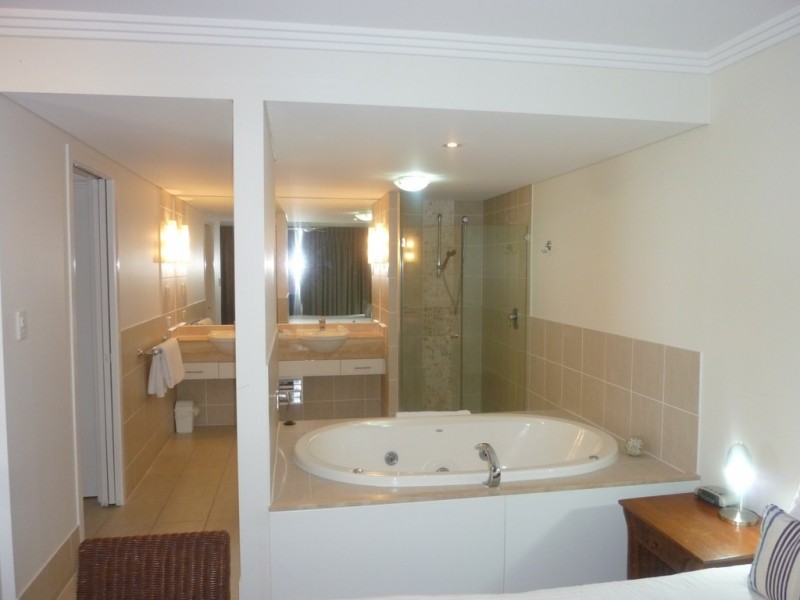 Unit 9 Pinnacles Resort Golden Orchid Dr, Airlie Beach QLD 4802