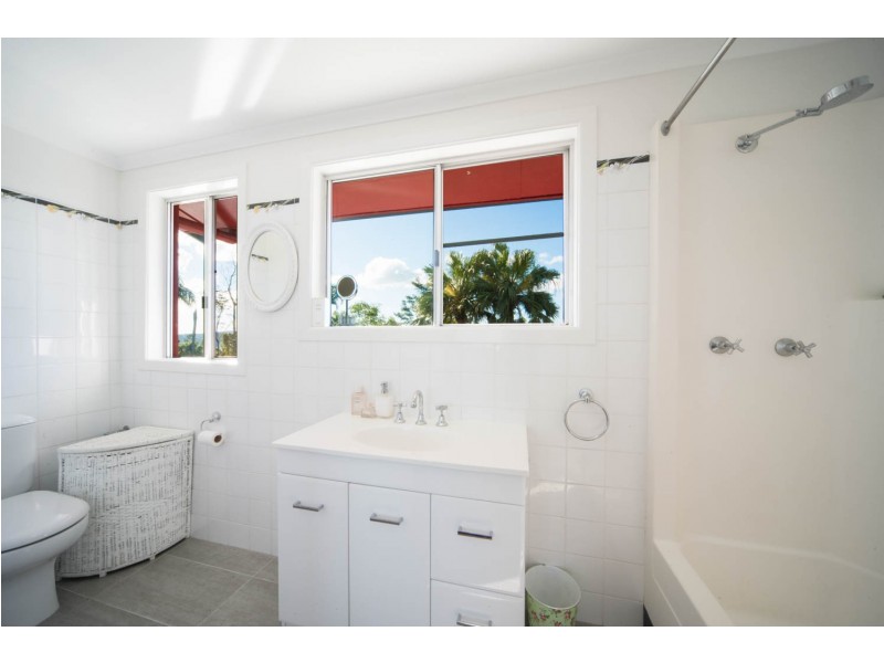 127 Camm Road, Mount Julian QLD 4800