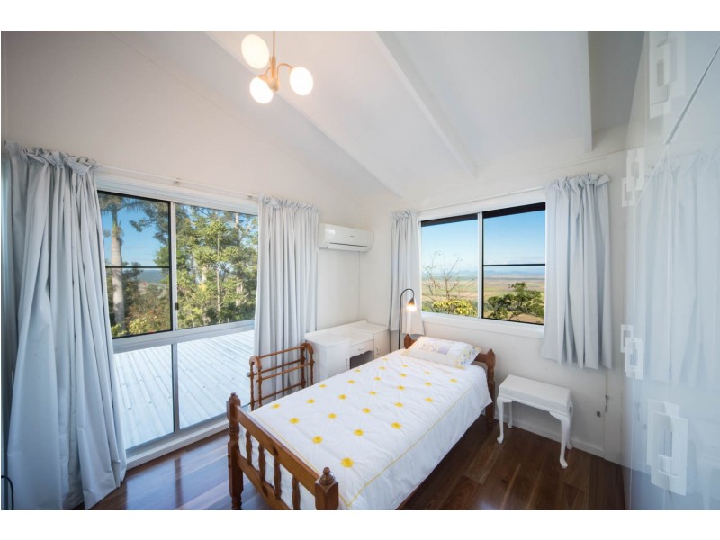 127 Camm Road, Mount Julian QLD 4800
